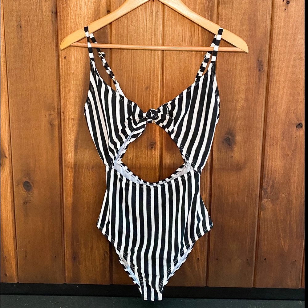 Black and white stripes bathing suit